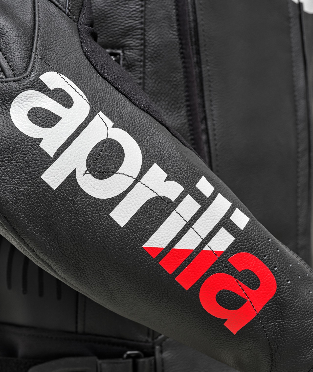 Aprilia Lederjacke Throttle by Alpinestars